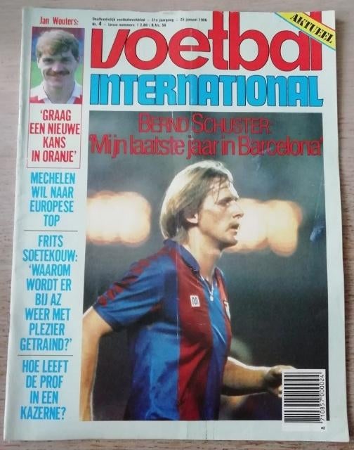 Voetbal International, 21e  jaargang, nr. 4, 1986, Ophalen, Gebruikt, Overige binnenlandse clubs, Boek of Tijdschrift