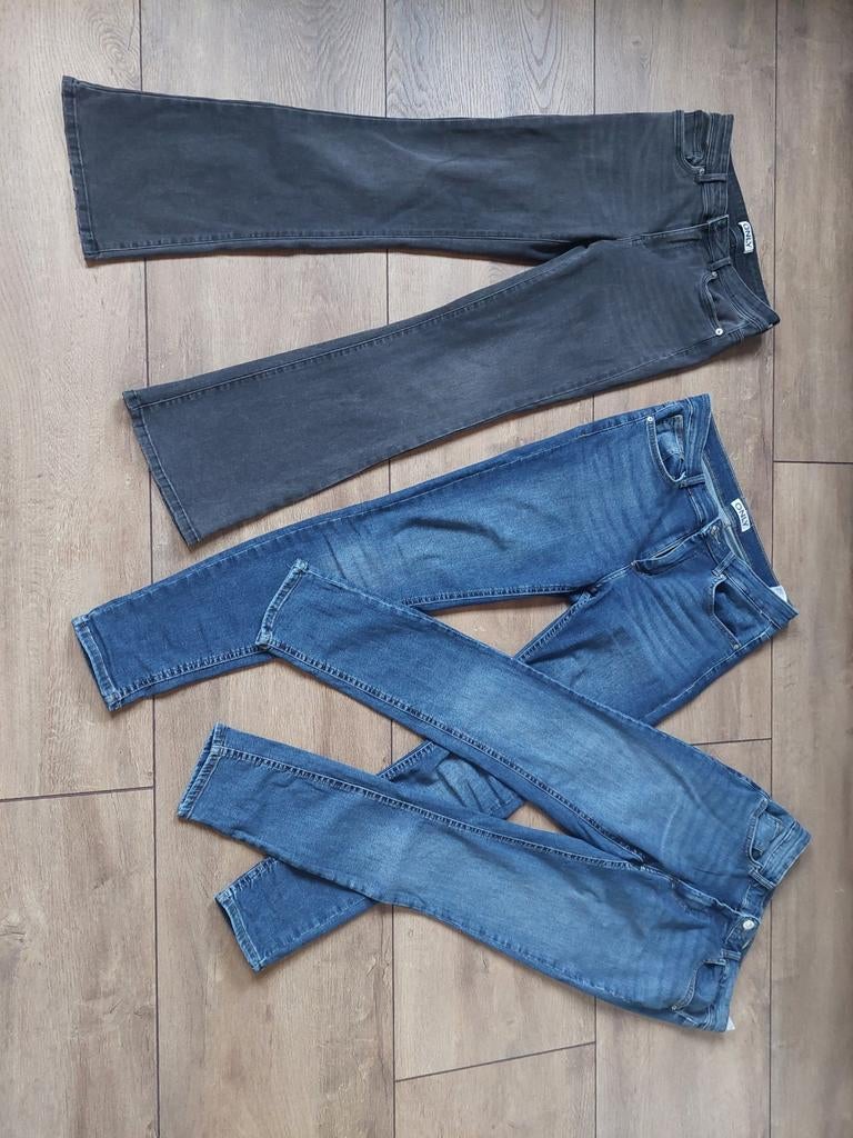 4 broeken, Kleding | Dames, Spijkerbroeken en Jeans, Ophalen of Verzenden, Zo goed als nieuw, Grijs