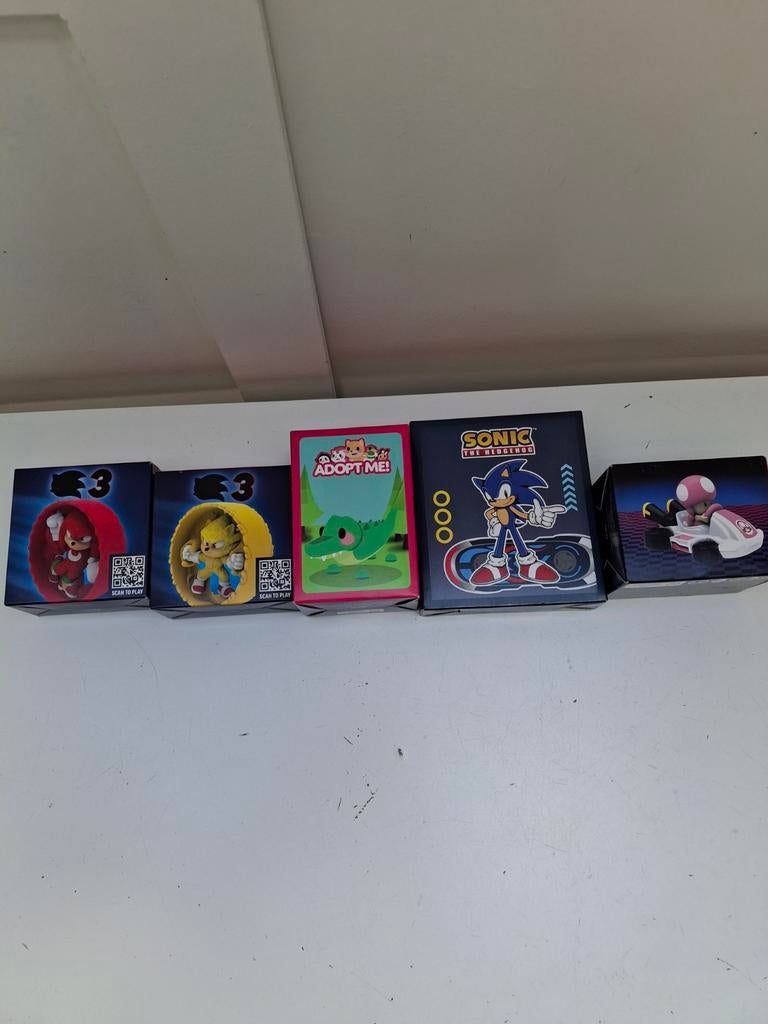 Mac donalds Sonic the Hedgehog 3 en Adopt Me! Speelfiguren, Ophalen of Verzenden, Nieuw, Overige kleuren, Sonic, Adopt Me!, Mario