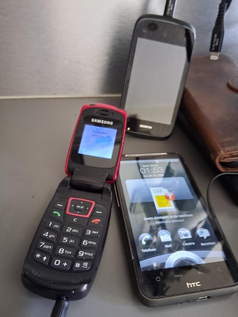 3 werkende oude gsm  en 3x vaste lijn m antw.app, .handsets, Ophalen, 6 megapixel of meer