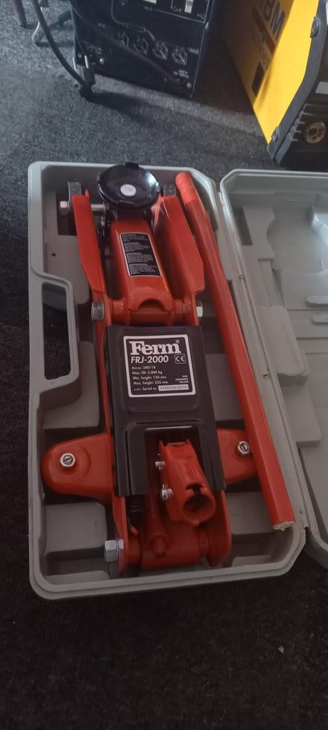 Ferm FRJ-2000 krik, Auto diversen, Ophalen of Verzenden, Zo goed als nieuw, Hydraulisch, Garagekrik