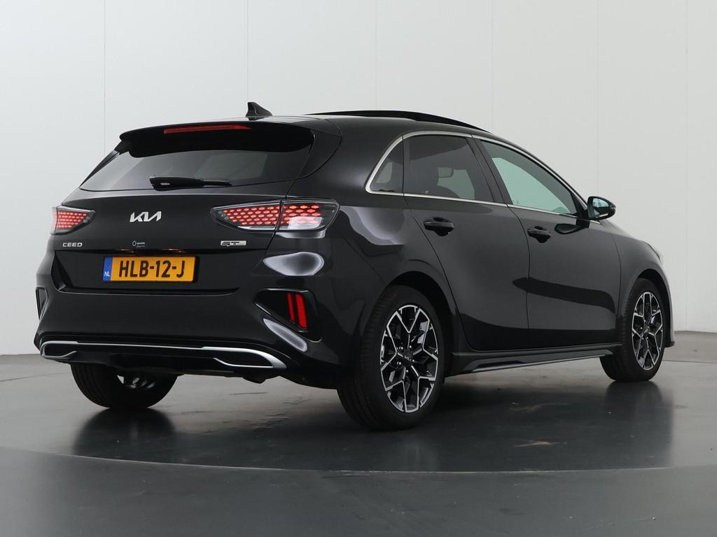 Kia Ceed 1.5 T-GDi GT-Line | Panoramadak | Matrix LED Koplam, Stof, Gebruikt, 4 cilinders, 610 kg
