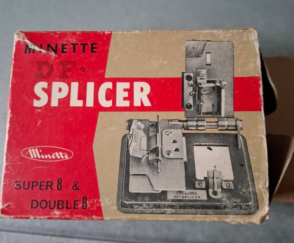Minette DF Splicer - Super 8 & Double 8 Filmplakker, Audio, Tv en Foto, Filmrollen, Ophalen of Verzenden, Accessoire