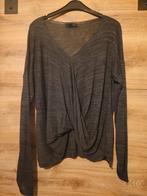 Vhals shirt top/blouse van Primark, Kleding | Dames, Tops, Maat 42/44 (L), Ophalen of Verzenden, Zo goed als nieuw, Lange mouw