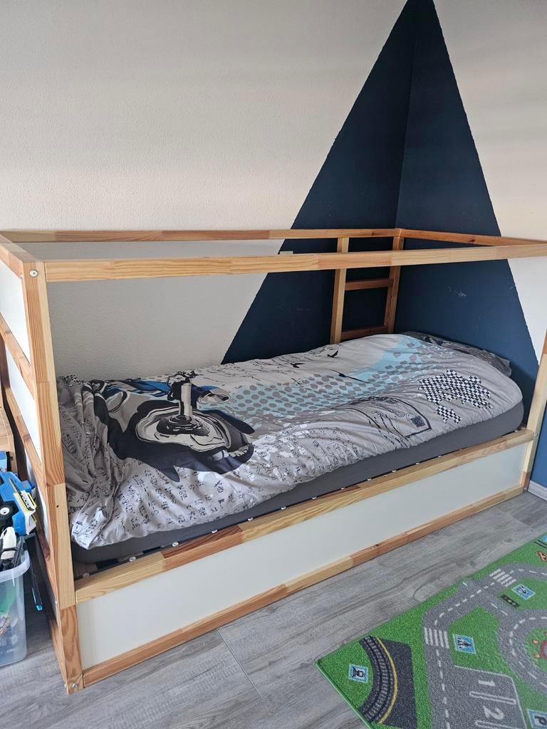 Kura bed, Gebruikt, Lattenbodem, 70 tot 85 cm, Ophalen of Verzenden