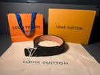 Nieuwe Louis Vuitton riem grijze letters, Ophalen of Verzenden, Nieuw, Overige kleuren