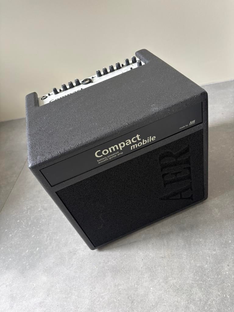 AER compact Mobile2  topversterker Duitse topkwaliteit, Muziek en Instrumenten, Ophalen of Verzenden, Gebruikt, Gitaar, Minder dan 50 watt