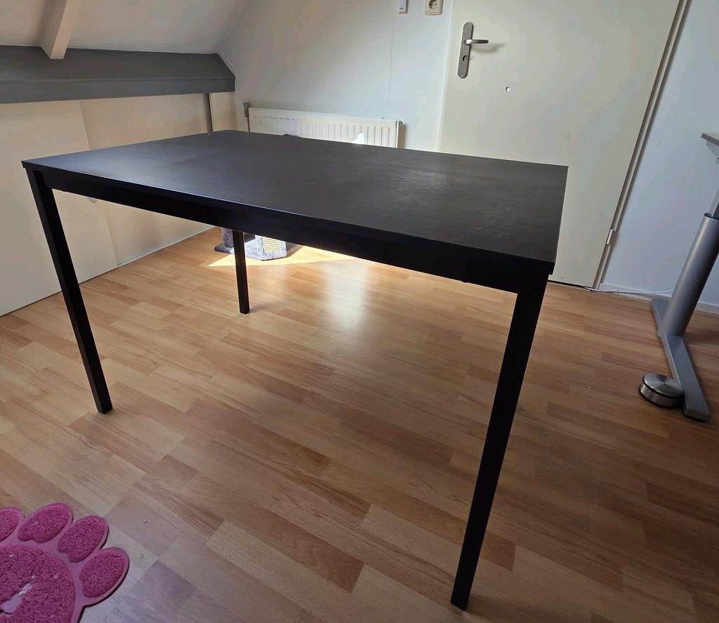 TEAB Zwarte Ikea Tärendö tafel/bureau, Ophalen, Gebruikt, 100 tot 150 cm, 50 tot 100 cm