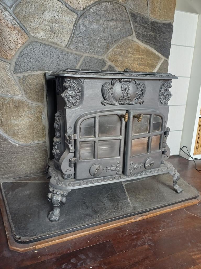 Klassieke gietijzeren houtkachel - Esse, Huis en Inrichting, Kachels, Ophalen, Gebruikt, Houtkachel, Vrijstaand