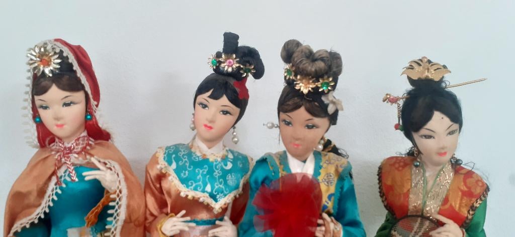 Vintage Chinese Poppen, Verzamelen, Poppen, Ophalen, Gebruikt, Pop