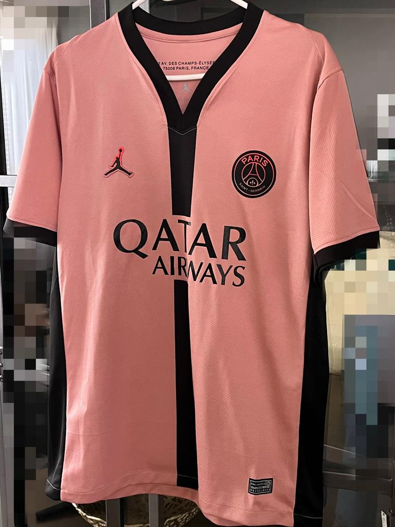 Prachtig Qatar Airways Dryfit shirt maat M oudroze, Ophalen of Verzenden, Nieuw