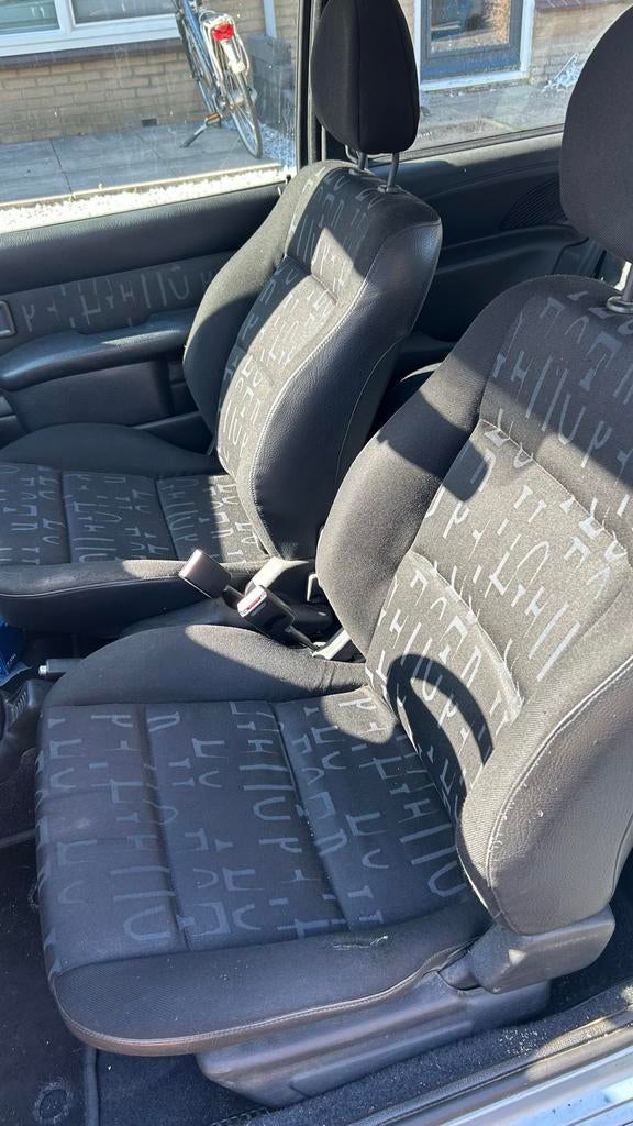 Interieur Peugeot 106 - Goede staat (scheur bestuurdersstoel, Auto-onderdelen, Ophalen, Gebruikt, Peugeot