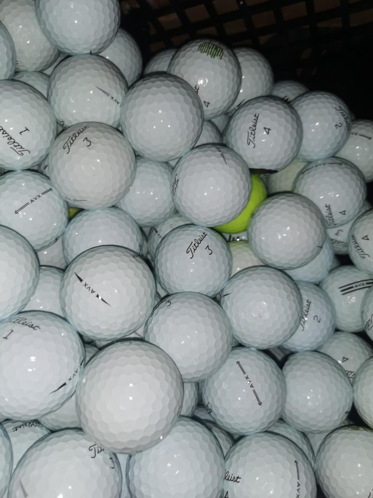 Titleist avx golfballen 50 stuks mega deal, Ophalen of Verzenden, Bal(len)