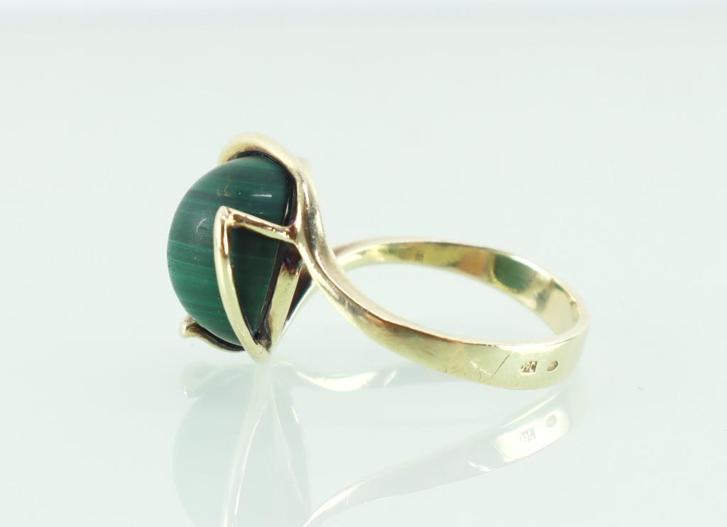 Vintage gouden ring met malachiet, Sieraden, Tassen en Uiterlijk, Antieke sieraden, Ophalen of Verzenden, Goud, Ring, Met edelsteen