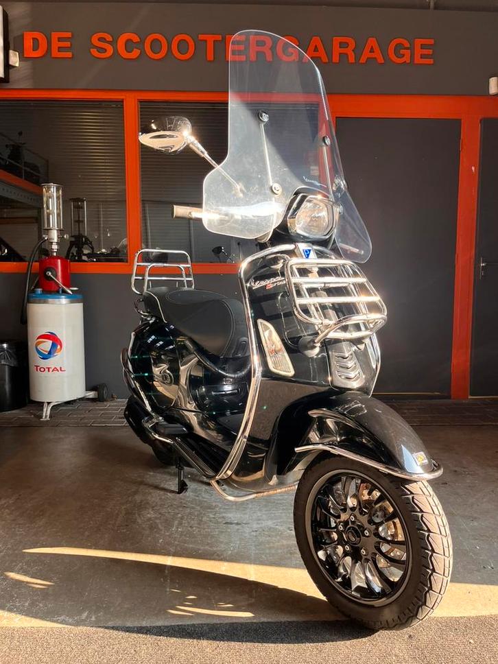 Vespa Sprint brom 45km 4t4v 2016 Full, Fietsen en Brommers, Scooters | Vespa, Gebruikt, Overige modellen, Maximaal 45 km/u, Benzine