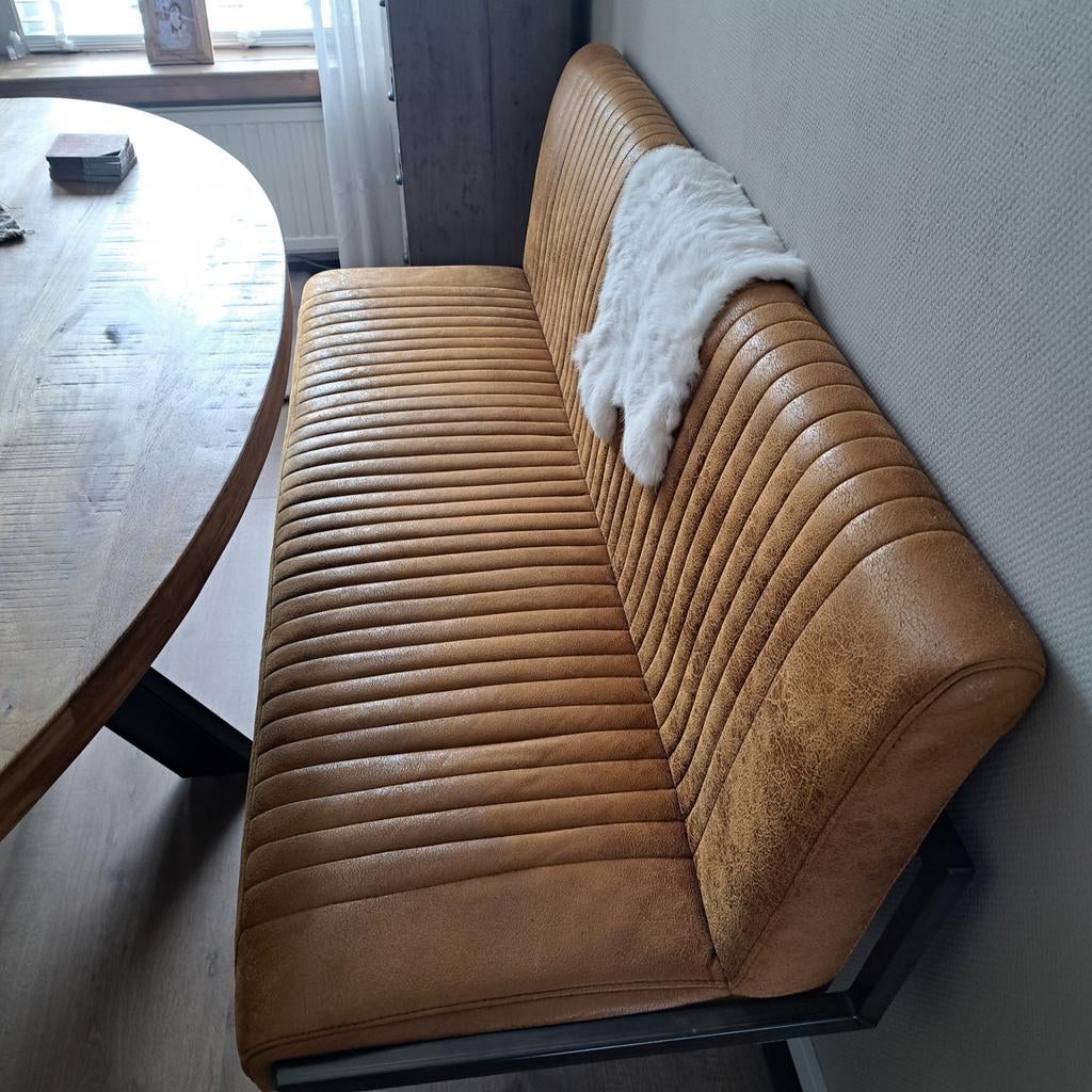 Bankje voor aan tafel, cognac/ bruin  met metalen onderstel, Ophalen, Minder dan 75 cm, Tweepersoons, Leer