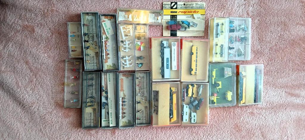 poppetjes en auto,s, Hobby en Vrije tijd, Modeltreinen | N-Spoor, Overige merken, Gelijkstroom, Overige typen, Ophalen of Verzenden