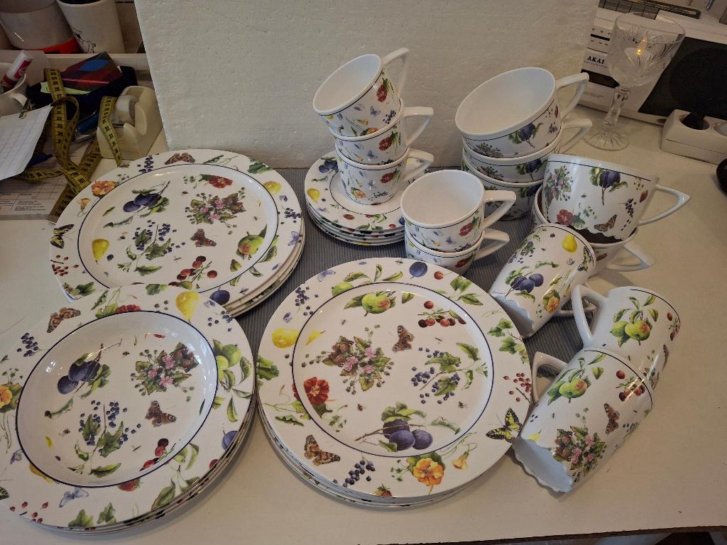 Janneke Brinkman - Fruits & Flowers - veel melamine servies, Ophalen of Verzenden