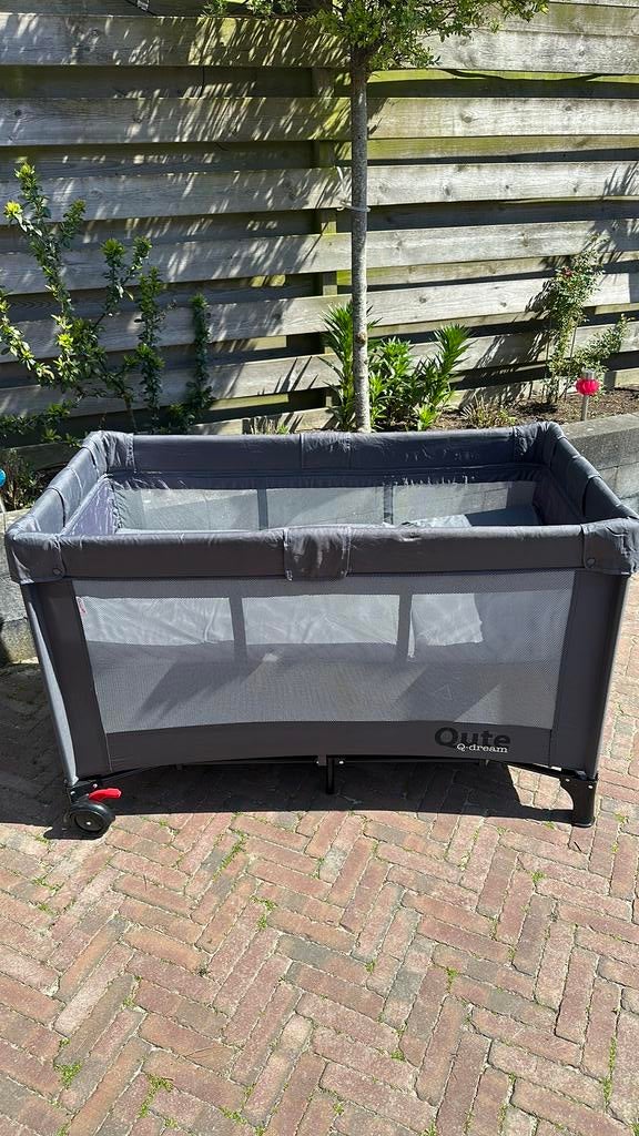 Qute dream vakantie bedje, Kinderen en Baby's, Babywiegjes en Ledikanten, Ophalen of Verzenden, Zo goed als nieuw, Reisbedje