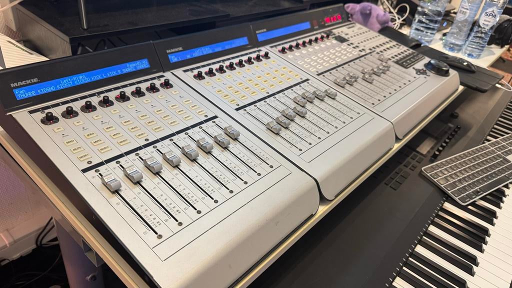 Mackie Control Universal Pro DAW Controller, Ophalen, Gebruikt, 20 kanalen of meer