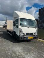 Nissan Cabstar (dubbellucht, NT400, Nieuwe APK), Auto's, Bestelauto's, Voorwielaandrijving, Euro 5, Zwart, 2585 kg