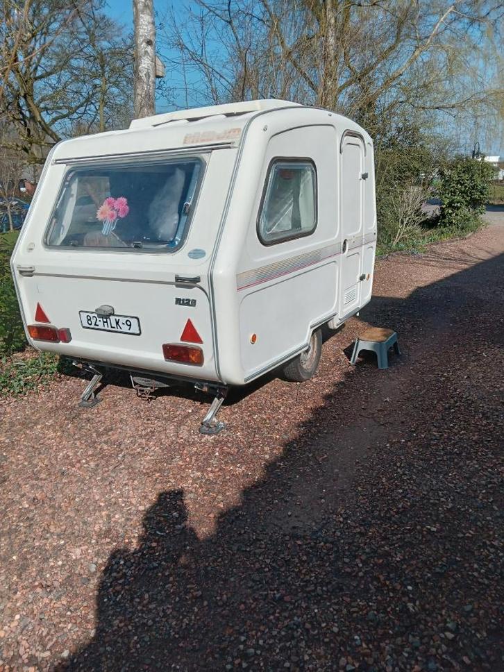 predom caravan, Caravans en Kamperen, Caravans, Particulier, tot en met 3, tot 500 kg, Standaardzit, Predom, Dwarsbed, Omvormbare zithoek