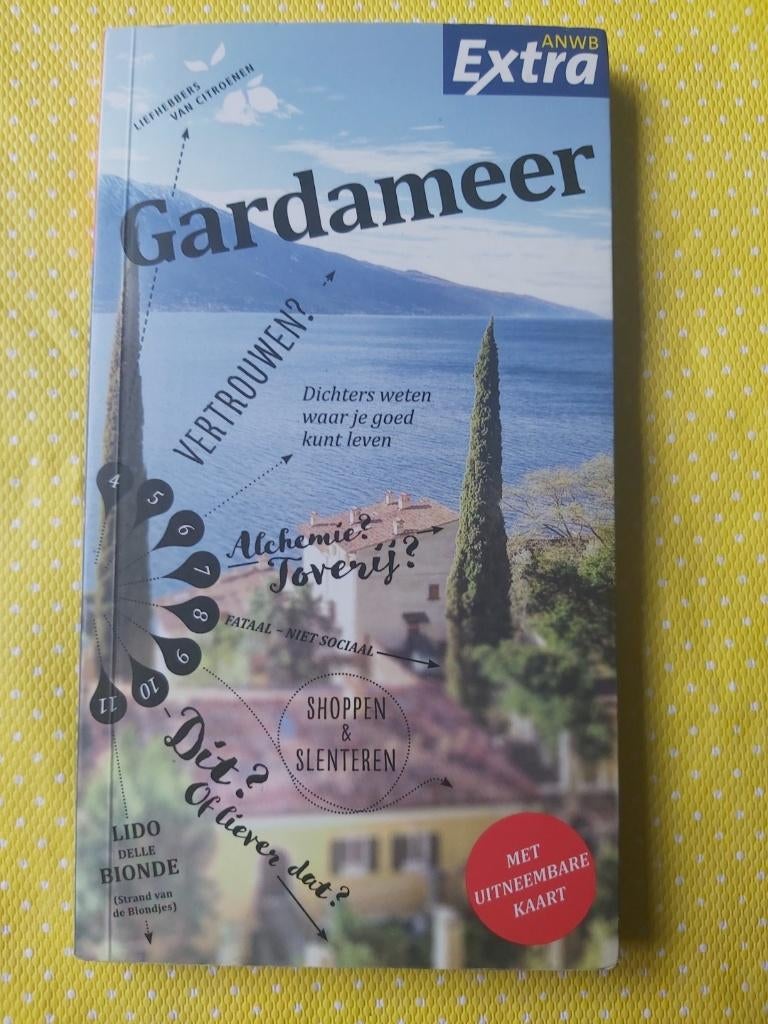 ANWB reisgids - Gardameer + handige kaart 2019 editie, Gelezen, Europa, Ophalen of Verzenden, Reisgids of -boek