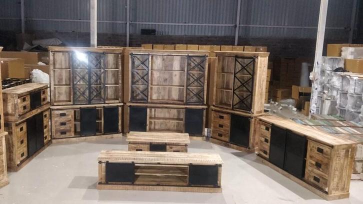 Mango/acacia/sheesham meubels importeren uit India?, Zakelijke goederen, Partijgoederen en Retail | Partijgoederen, Huis en Inrichting