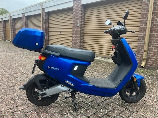 Electrische scooter, Fietsen en Brommers, Snorfietsen en Snorscooters, Zo goed als nieuw, Overige merken, Elektrisch, Ophalen
