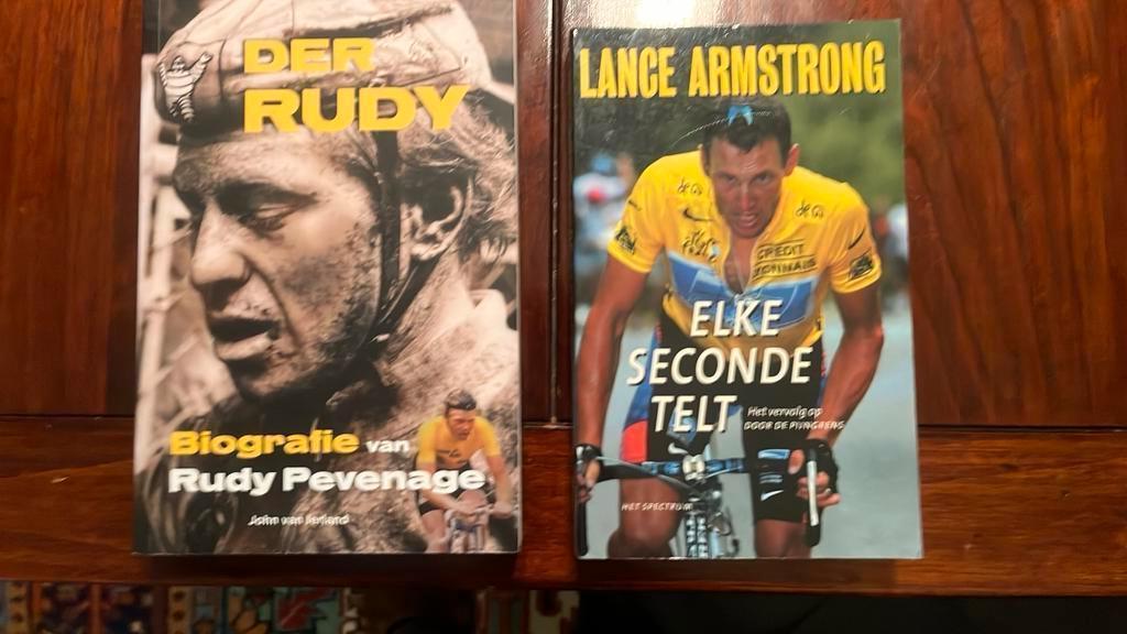 6 mooie wielerboeken, Ophalen of Verzenden, Zo goed als nieuw, Balsport