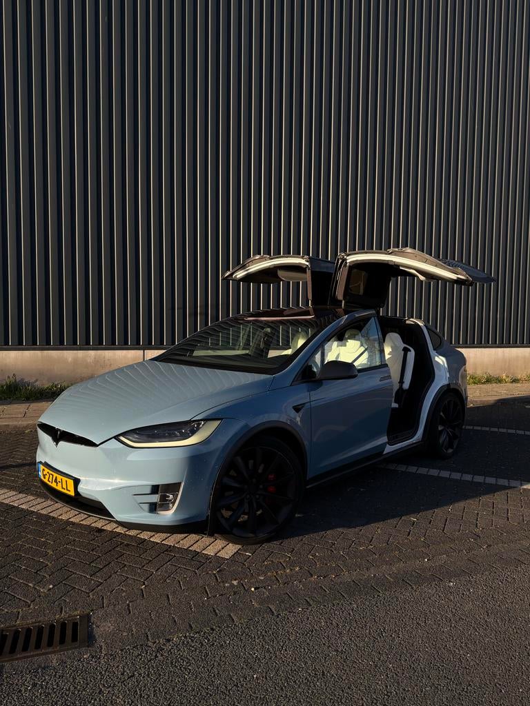Tesla Model X 2019 Wit, Auto's, Tesla, Automaat, Model X, Parkeerassistent, 124 €/maand