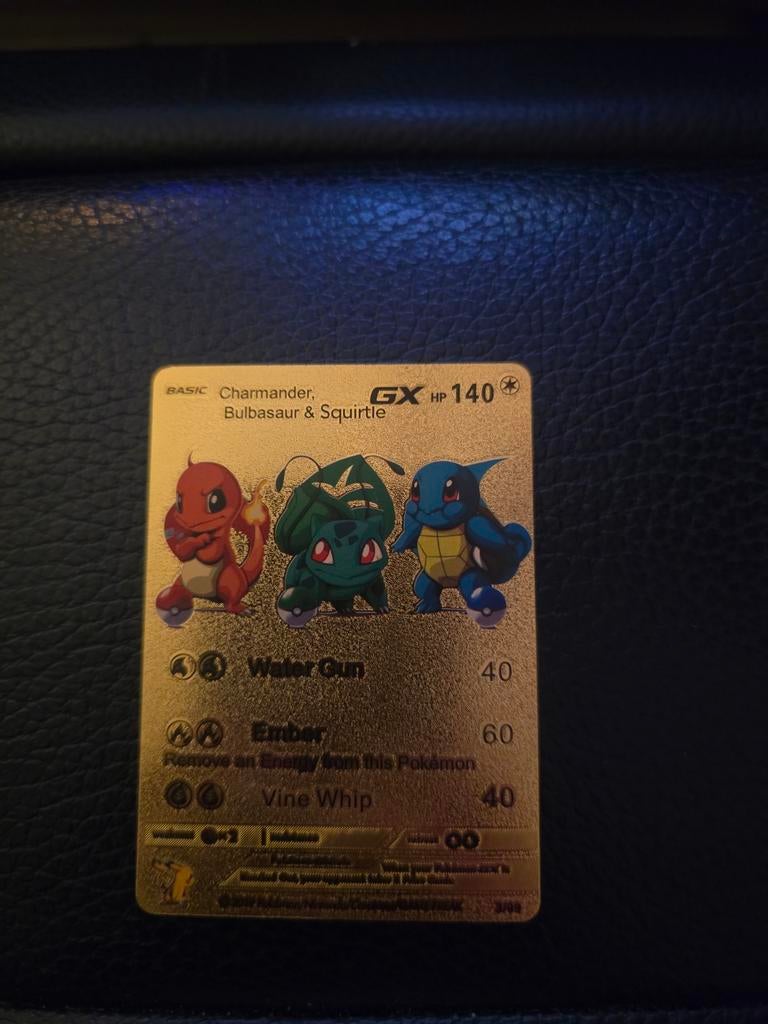 Pokémon Gouden Kaarten: Pikachu, Mew, Charmander, Ophalen of Verzenden, Zo goed als nieuw, Meerdere kaarten, Foil