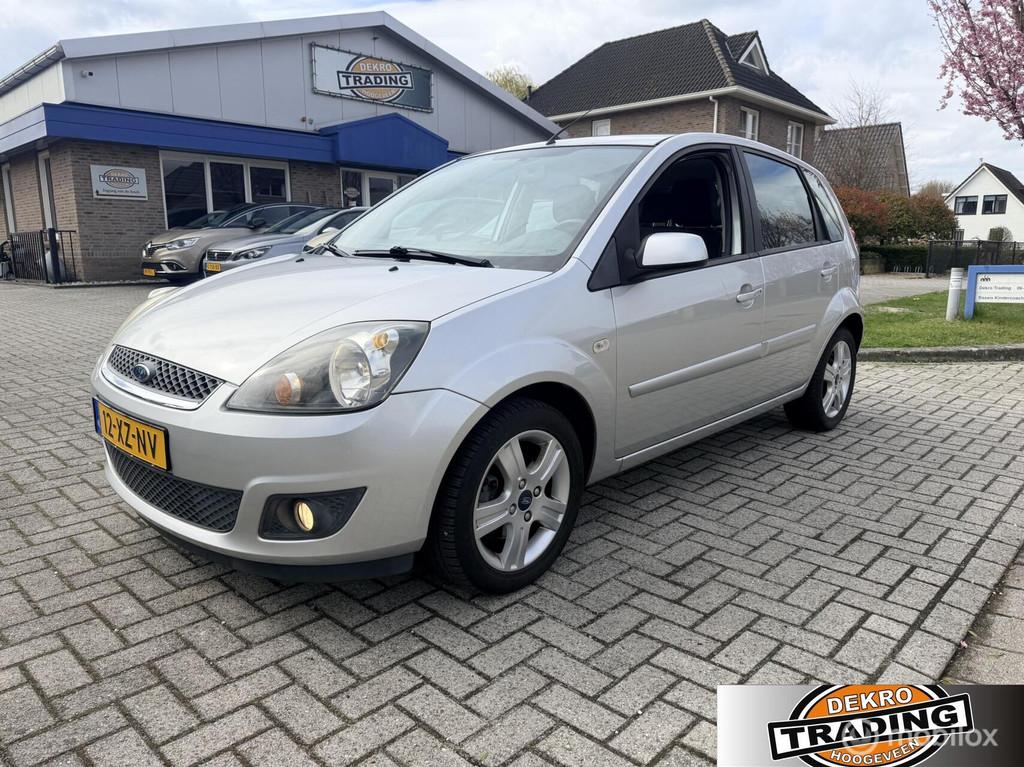 Ford Fiesta 1.3-8V 5 deurs Futura XL 99.000 km! NAP! Airco, 1299 cc, 4 cilinders, Parkeersensor, Origineel Nederlands