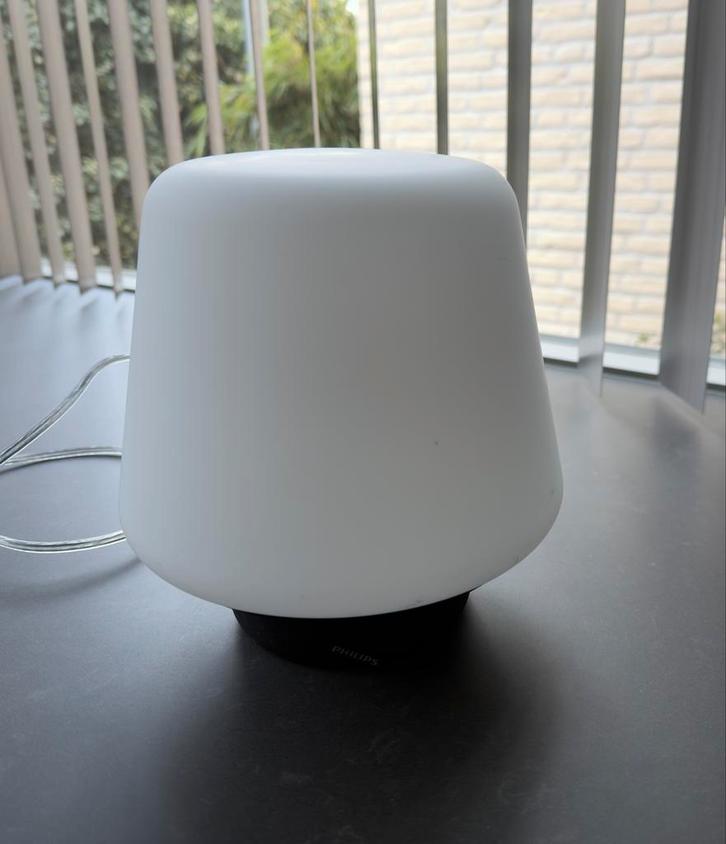 Philips Hue Go Draagbare Tafellamp - Wit, Huis en Inrichting, Lampen | Tafellampen, Zo goed als nieuw, Minder dan 50 cm, Kunststof