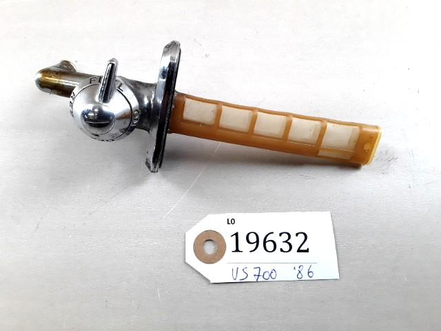 VS700 1985 - 1991 Suzuki Benzinekraan D1-36892