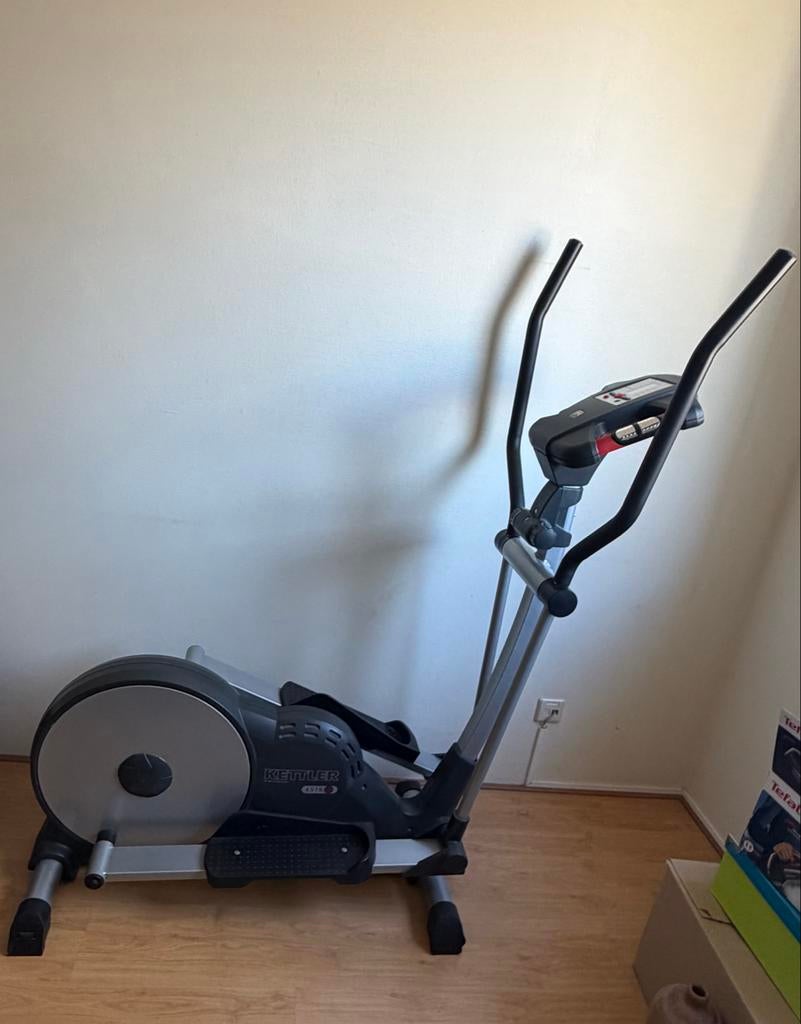 Goed functionerende Kettler Crosstrainer - Afhalen, Sport en Fitness, Fitnessapparatuur, Ophalen, Gebruikt, Armen, Crosstrainer