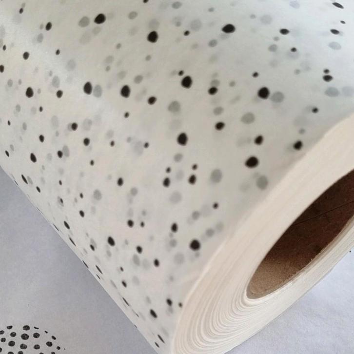 Vloeipapier rol papier confetti tissuepaper dots stipjes, Diversen, Cadeaupapier, Nieuw, Verzenden