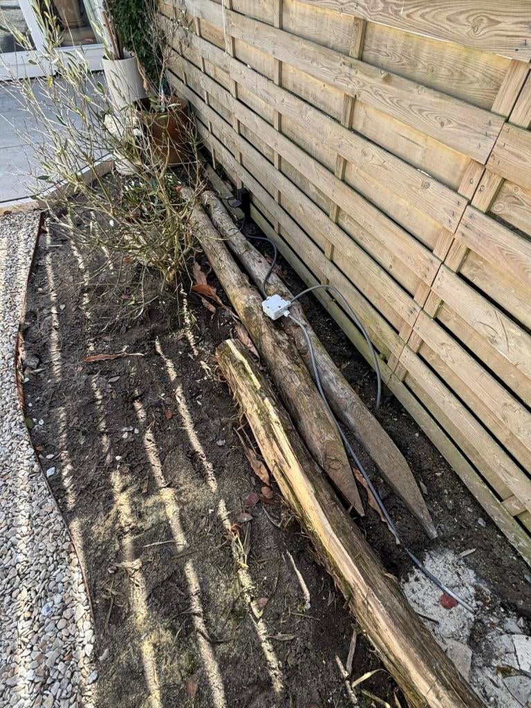 Robinia palen  14-16-18 cm, Doe-het-zelf en Verbouw, Ophalen of Verzenden, Zo goed als nieuw