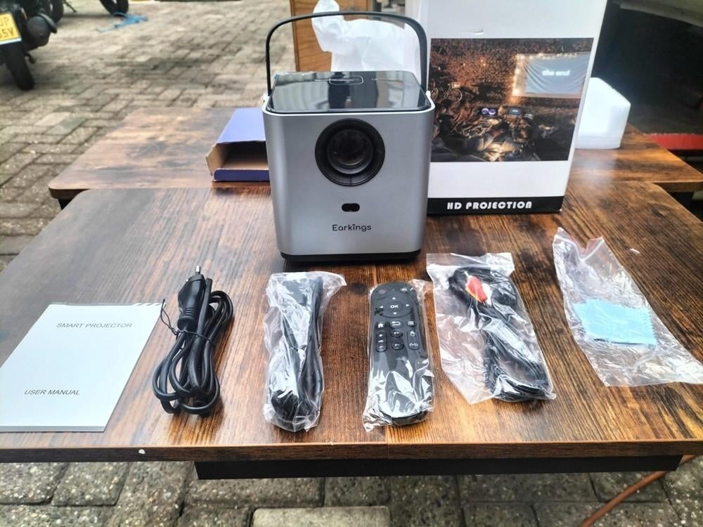 Earkings smart projector beamer nieuw, Audio, Tv en Foto, Beamers, LED, Nieuw, Full HD (1080), Earkings