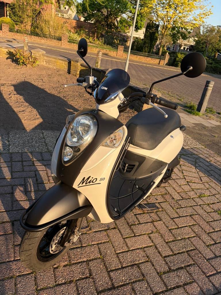 Sym Mio Brom 4 Takt Scooter aangeboden Vespa BTC Riva, Fietsen en Brommers, Scooters | SYM, Gebruikt, Maximaal 45 km/u, Benzine