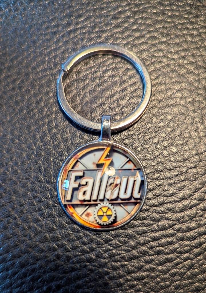 fallout wasteland logo keychai, Ophalen of Verzenden, Nieuw, Overige typen