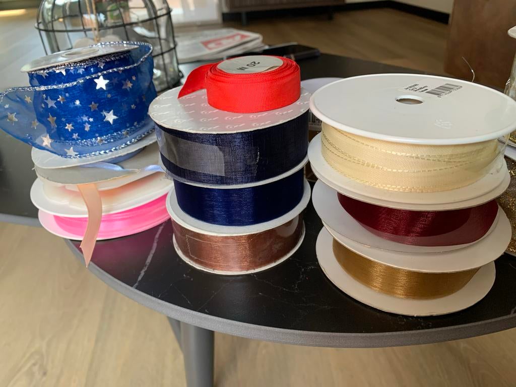 13 rollen cadeaulint knutsel lint sierlint assortie, Gebruikt, Textiel, Meerkleurig, Ophalen of Verzenden