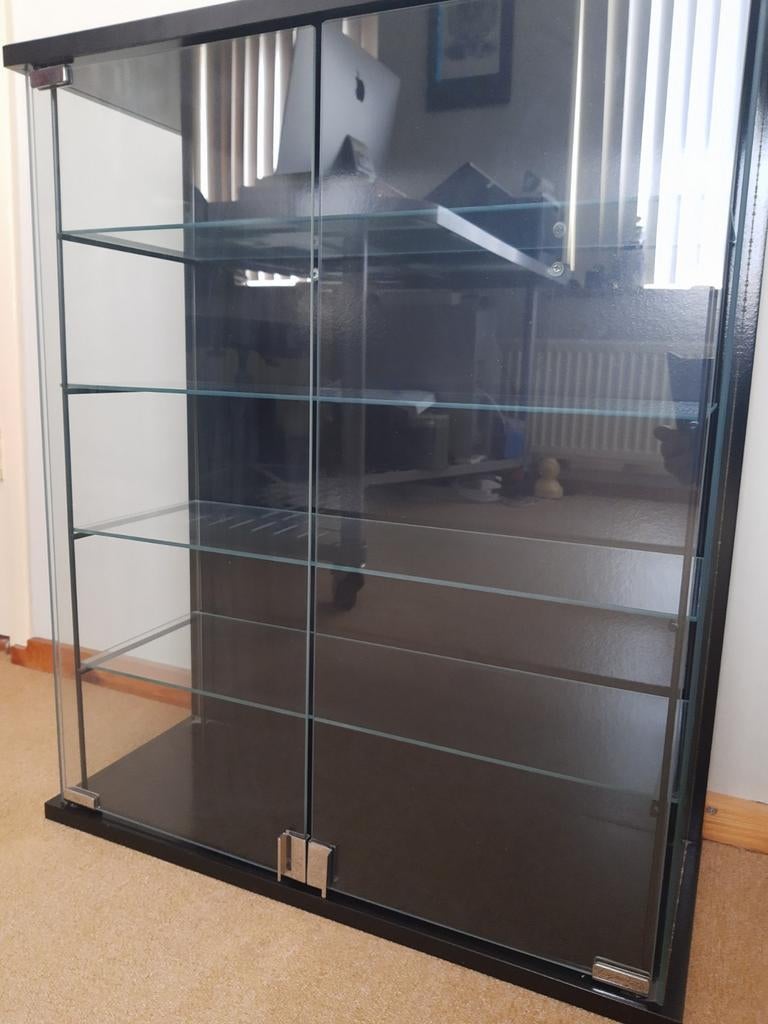 Ikea design vitrinekast. Niels Gammelgaard, Ophalen