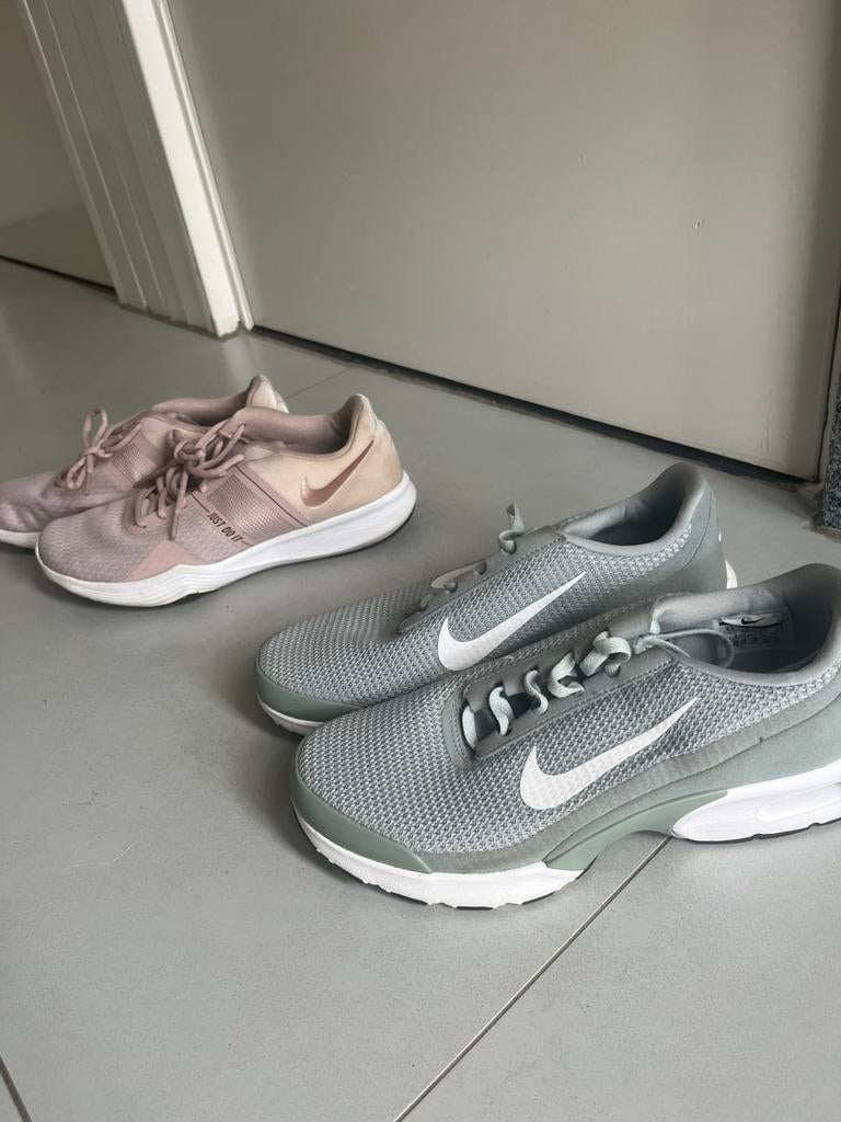 Sportschoenenen, Ophalen of Verzenden, Zo goed als nieuw, Hardloopschoenen, Nike