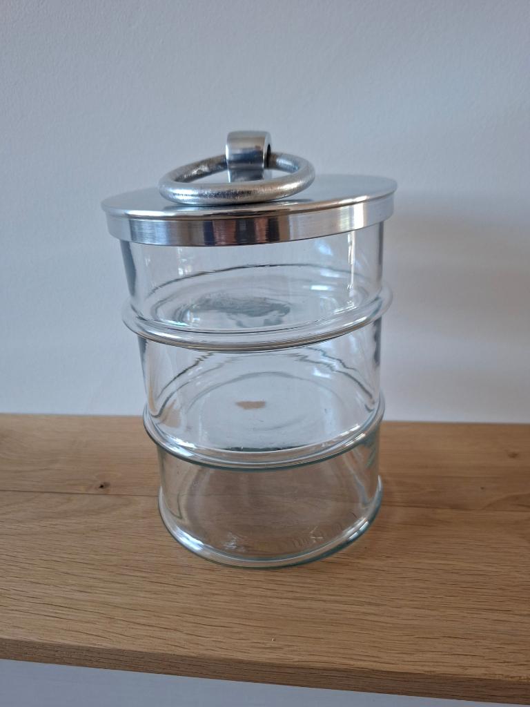 Riviera Maison Cordoba stapelpot met aluminium deksel, zgan, Overige typen, Ophalen of Verzenden, Overige stijlen, Glas