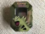 ORIGINEEL Pokemon TCG storage tin met Flygon & Latios!, Ophalen, Gebruikt, Overige typen