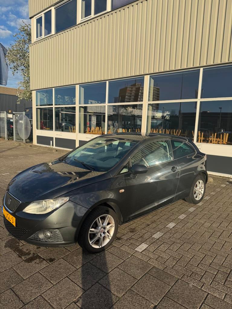 Seat Ibiza 1.4 63KW 3-DRS 2008 2009 Grijs, Voorwielaandrijving, 40 €/maand, 4 cilinders, Ibiza
