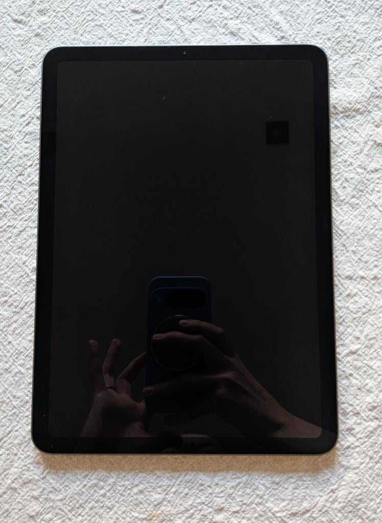 Apple iPad Air 4 (64GB) Spacegrijs Wi-Fi + hoes, Computers en Software, Apple iPads, Zo goed als nieuw, Apple iPad Air, Wi-Fi