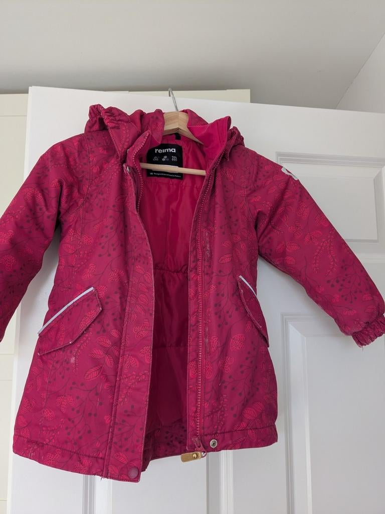 Reima winterjas voor meisjes, roze met bladprint, Ophalen of Verzenden, Gebruikt, Reima, Meisje