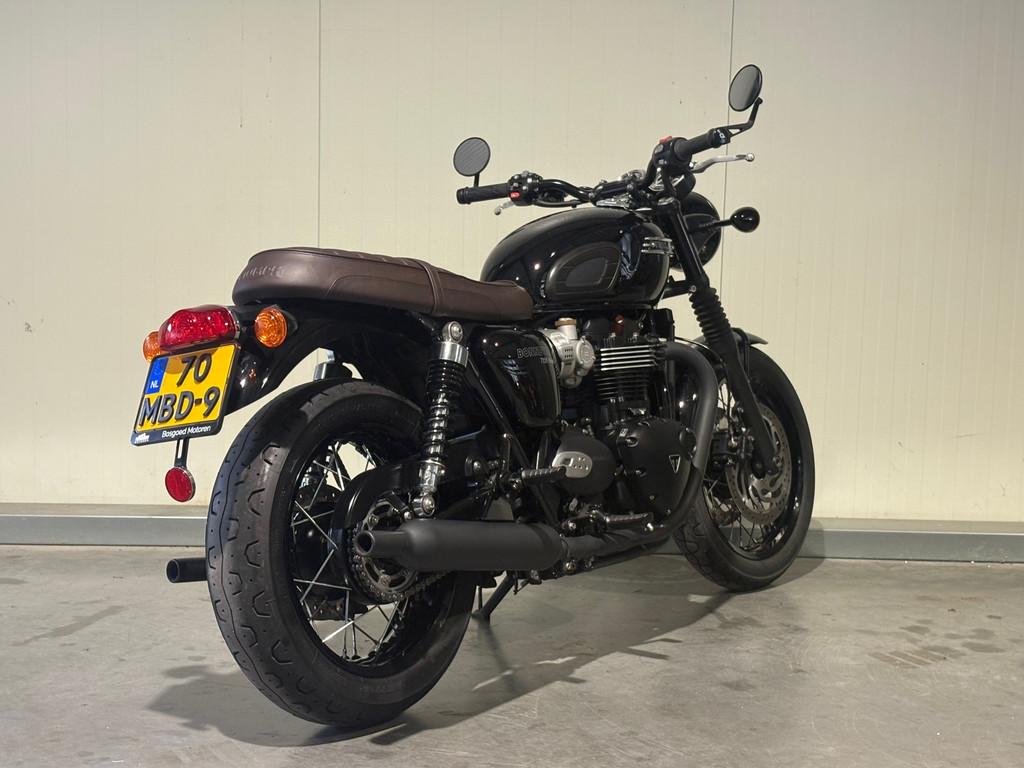 Triumph Bonneville T120 Black | 6.126 km | Perfect onderhoud, Triumph Motorcycles Benelux, Chopper, Bedrijf, Meer dan 35 kW